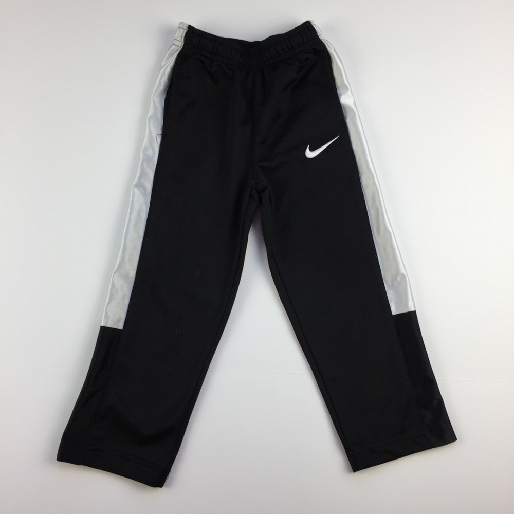 Nike’s Boy’s Pants Size 3T